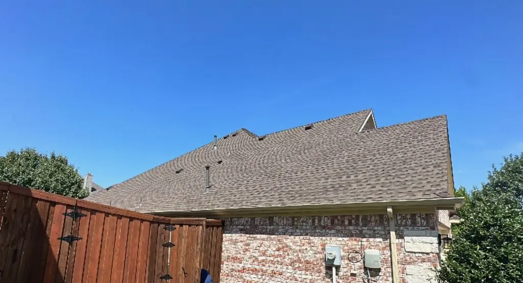 Completed roof replacement project in Vidor